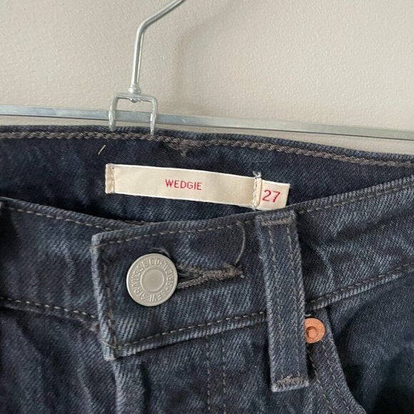 Levi's Wedgie High Rise Button Fly Waist Denim Dark Wash Skinny Jeans Black 27 - Picture 8 of 10
